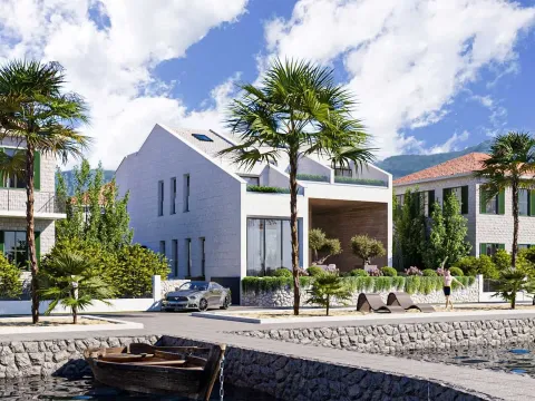 Prodaja, kuća, 1050m², Donja Lastva, Tivat - image 2