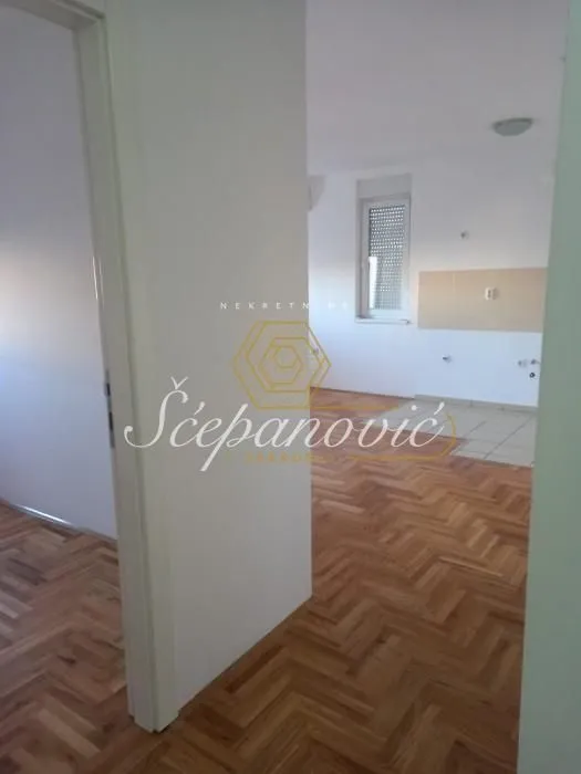 Izdavanje, dvosoban stan, 41m², Nova Detelinara, Novi Sad Sve Podlokacije