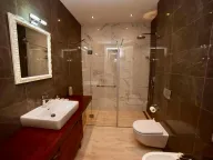 Izdavanje, dvosoban stan, 148m², Centar, Budva - image 11