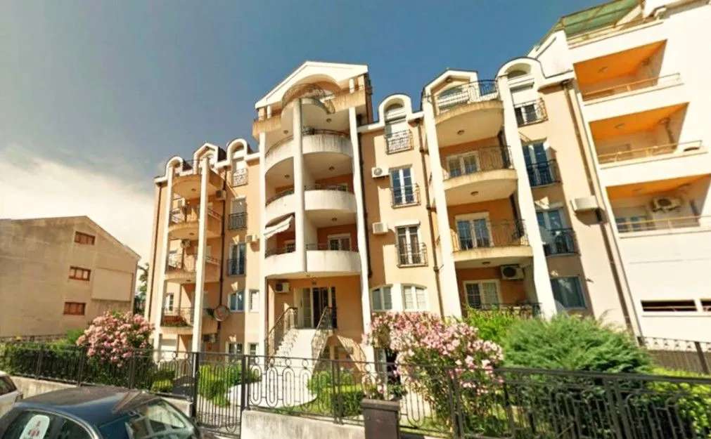Prodaja, dvosoban stan, 64m², Ljubović, Podgorica