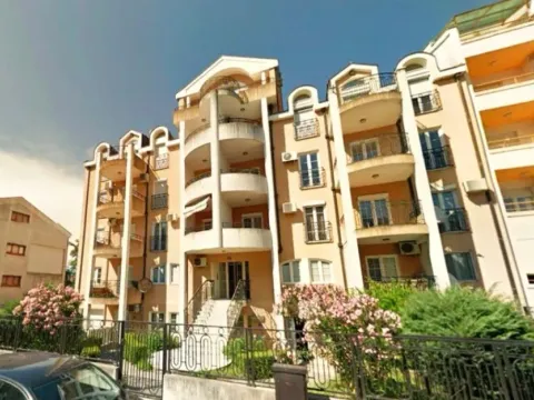 Prodaja, dvosoban stan, 64m², Ljubović, Podgorica - image 1