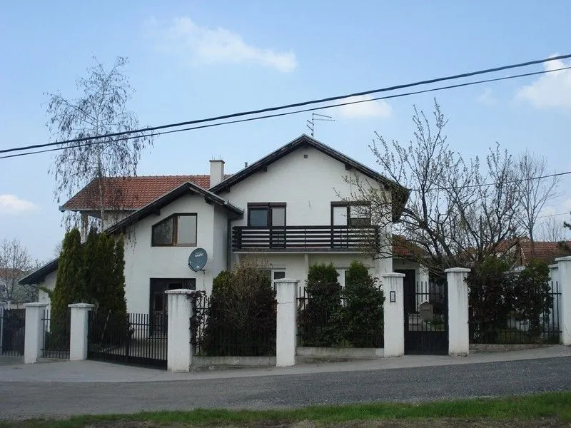 Prodaja, kuća, 400m², Barajevo (mesto), Barajevo