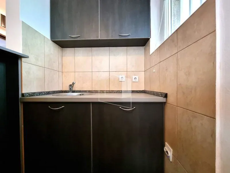 Rent, office space, 65m², Stari Aerodrom, Podgorica