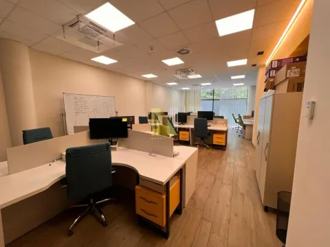 Izdavanje, poslovni prostor, 1475m², Liman 3, Novi Sad Sve Podlokacije - image 35