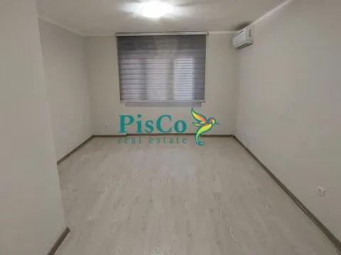 Izdavanje, poslovni prostor, 42m², Preko Morače, Podgorica - image 1