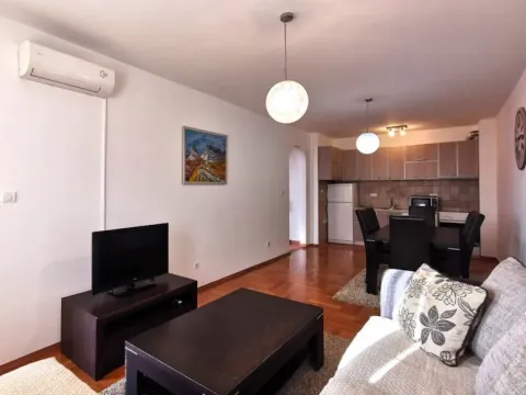 Rent, apartment, 50m², Stari Aerodrom, Podgorica - image 6