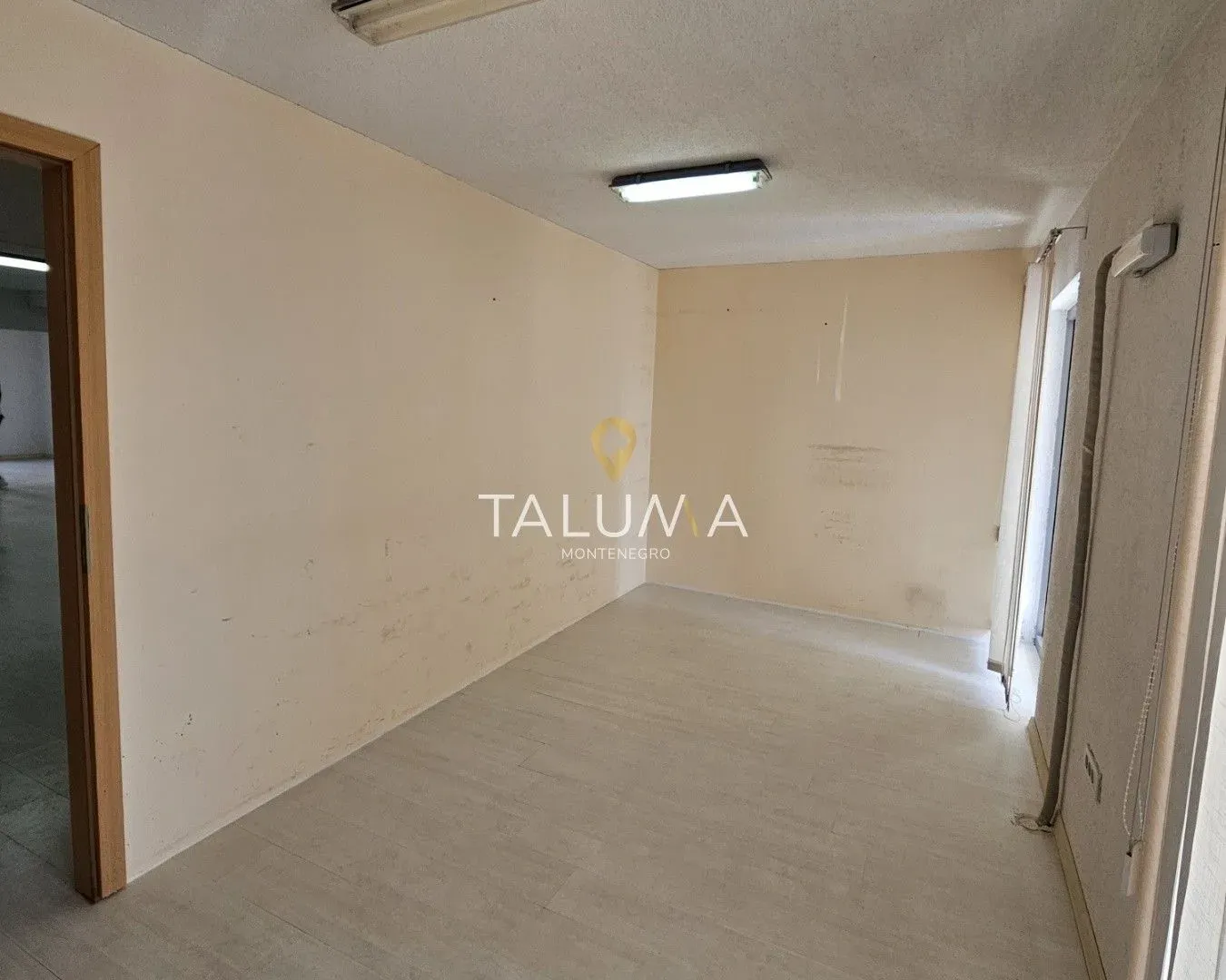 Rent, office space, 190m², City Kvart, Podgorica