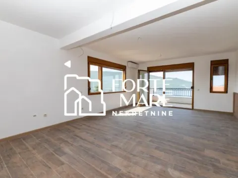 Prodaja, dvosoban stan, 87m², Kumbor, Herceg Novi