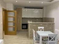 Izdavanje, stan, 54m², Kalimanj, Tivat - image 2