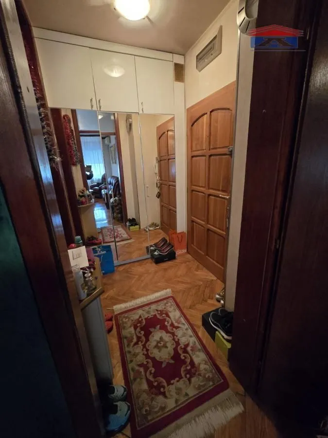 Prodaja, dvosoban stan, 58m², Grbavica, Novi Sad Sve Podlokacije