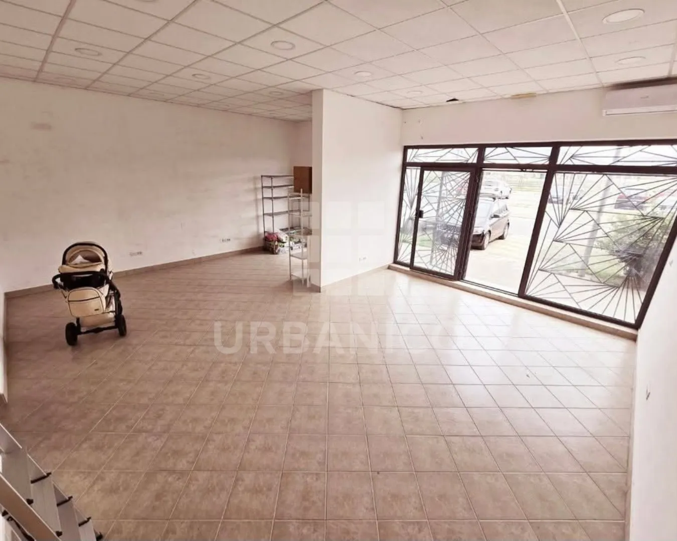 Rent, office space, 120m², Stari Aerodrom, Podgorica