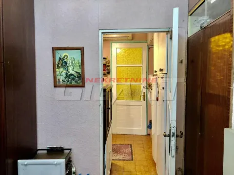 Prodaja, trosoban stan, 96m², Kalenić Pijaca, Vračar Sve Podlokacije - image 14