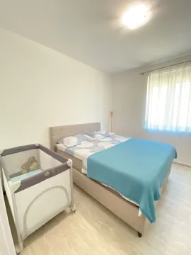 Rent, one bedroom apartment, 50m², Bečići, Budva - image 8