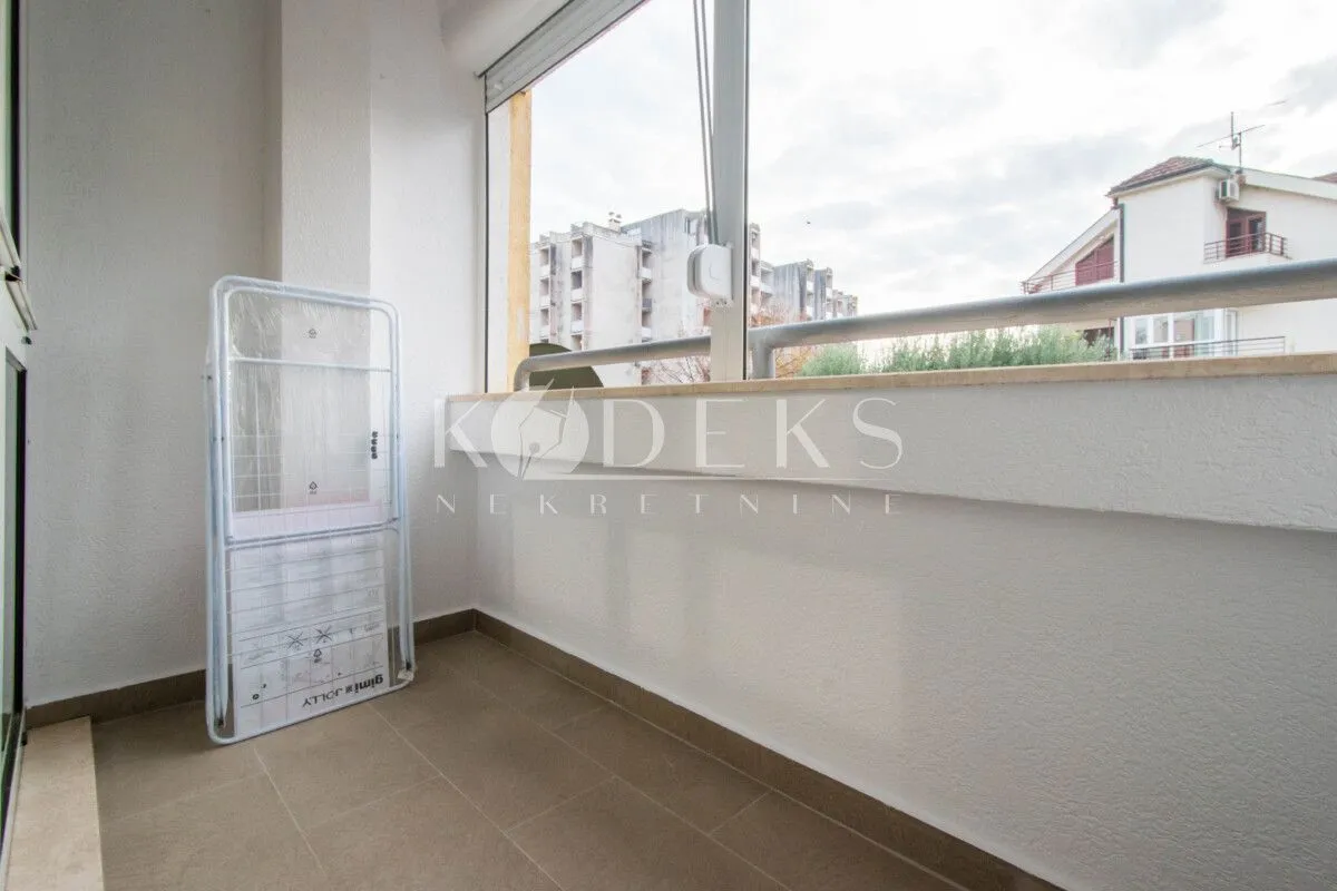 Rent, three bedroom apartment, 98m², City Kvart, Podgorica