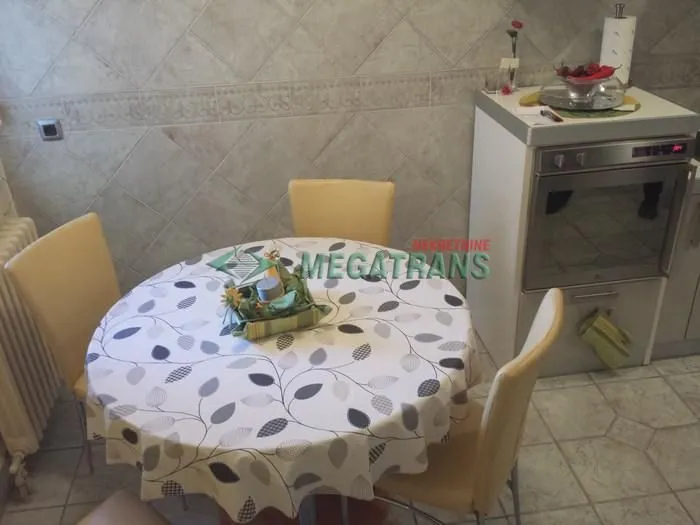 Rent, four bedroom apartment, 160m², Čenej, Novi Sad Sve Podlokacije