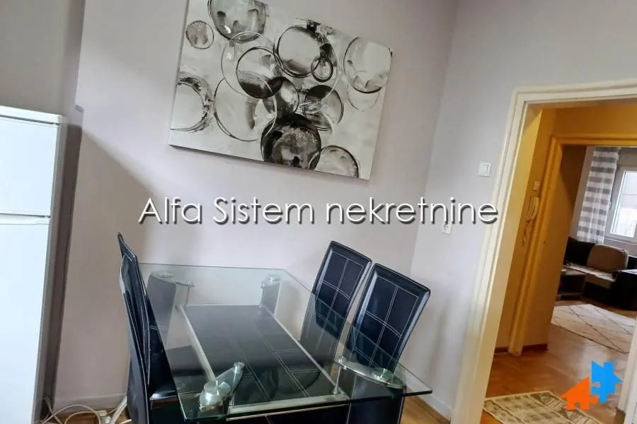 Rent, two bedroom apartment, 60m², Stari Grad, Beograd