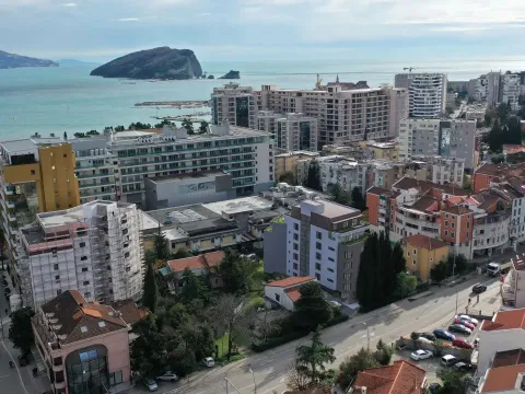 Prodaja, garsonjera, 26m², Budva, Crna Gora - image 2