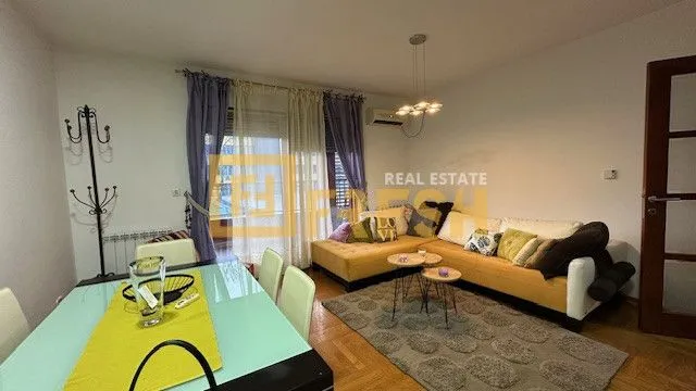 Izdavanje, dvosoban stan, 67m², Preko Morače, Podgorica