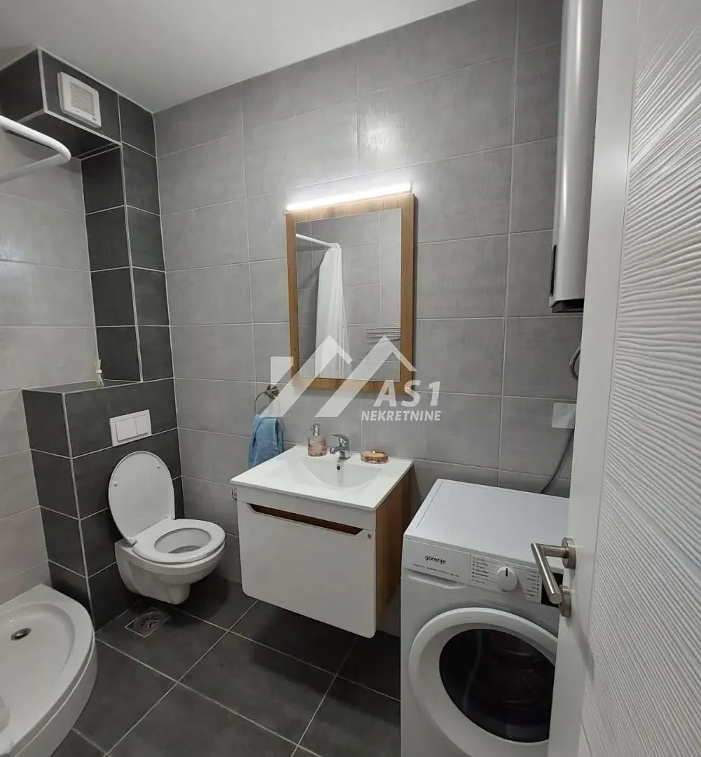 Izdavanje, jednosoban stan, 37m², Adice, Novi Sad Sve Podlokacije