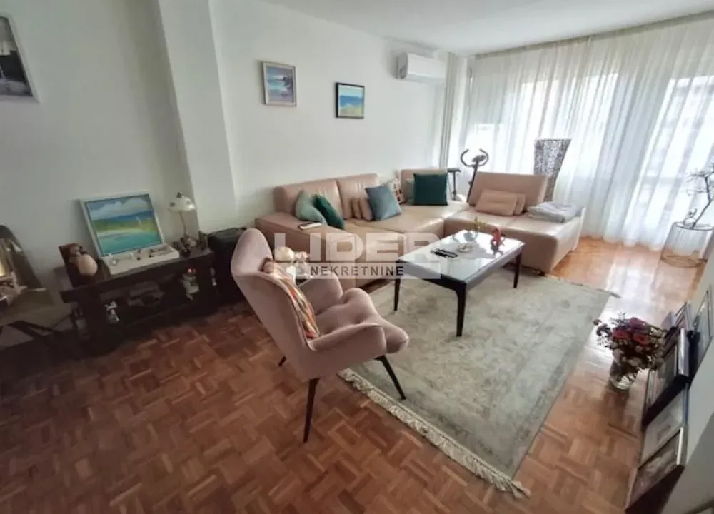 Sale, two bedroom apartment, 55m², Novi Beograd Blok 70, Novi Beograd Sve Podlokacije