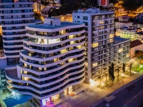 Prodaja, garsonjera, 57m², Rafailovići, Budva - image 9