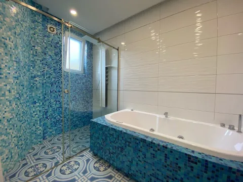 Sale, two bedroom apartment, 131m², Kamenovo, Budva - image 16