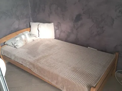 Rent, one bedroom apartment, 40m², Babin Do, Budva - image 3