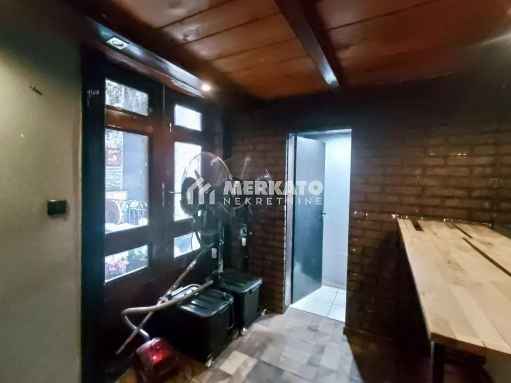 Prodaja, dvosoban stan, 31m², Centar, Zrenjanin