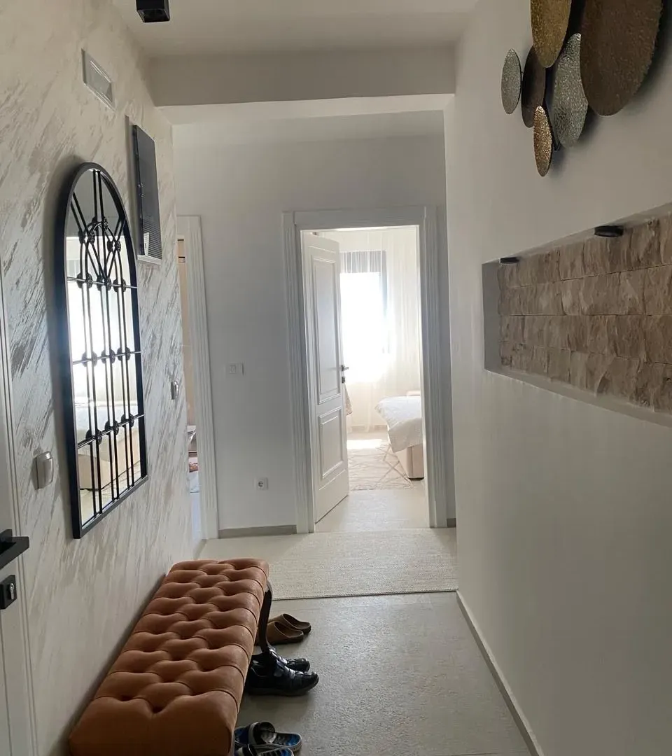 Sale, two bedroom apartment, 83m², Centar, Ulcinj