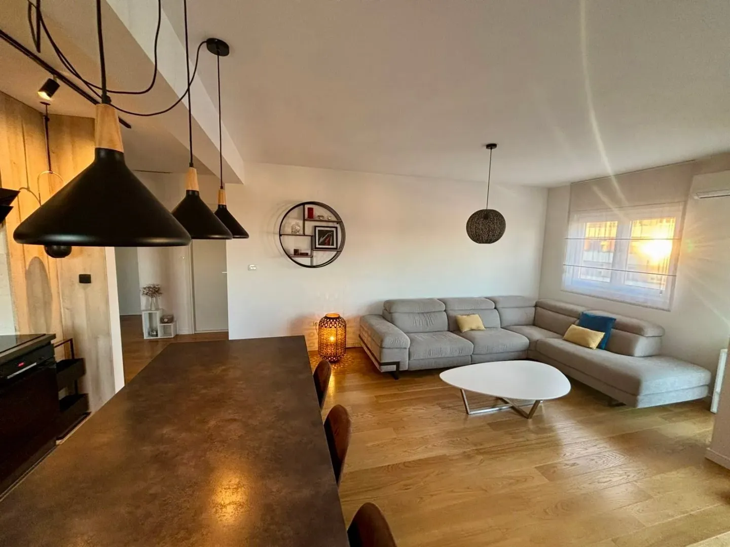 Prodaja, dvosoban stan, 70m², Central Point, Podgorica