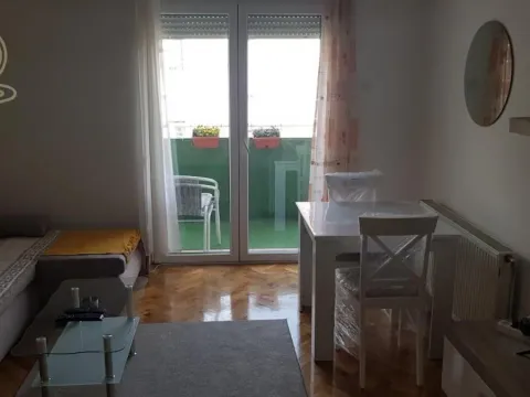 Izdavanje, garsonjera, 27m², Detelinara, Novi Sad Sve Podlokacije - image 3