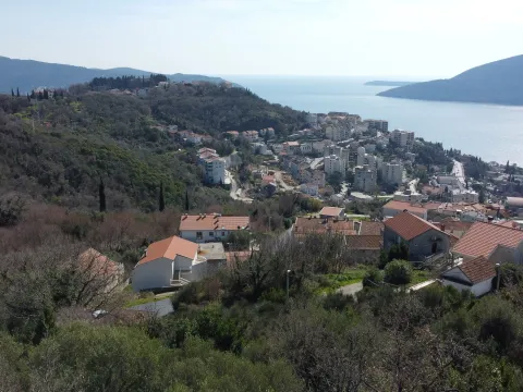 Zemljište in Topla