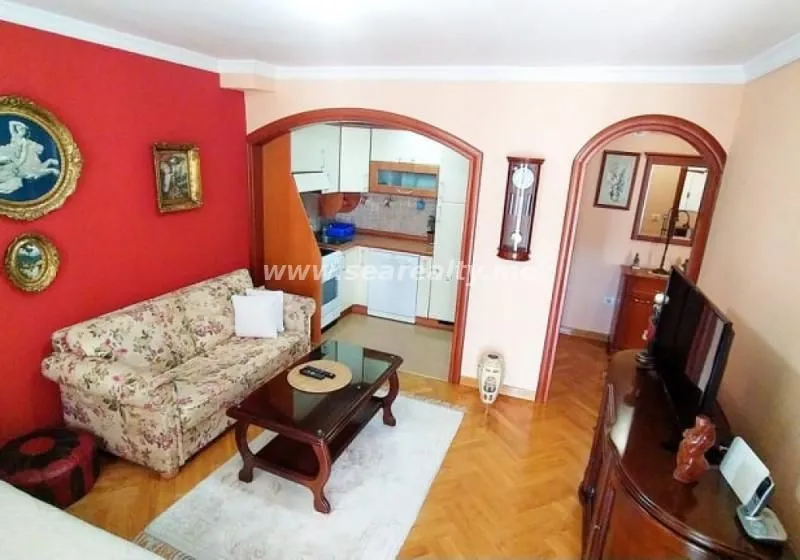 Sale, two bedroom apartment, 95m², Sveti Stefan, Budva