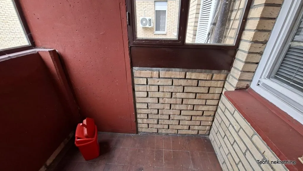Sale, three bedroom apartment, 92m², Kanarevo Brdo, Beograd