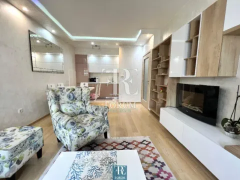 Izdavanje, jednosoban stan, 50m², City Kvart, Podgorica - image 4