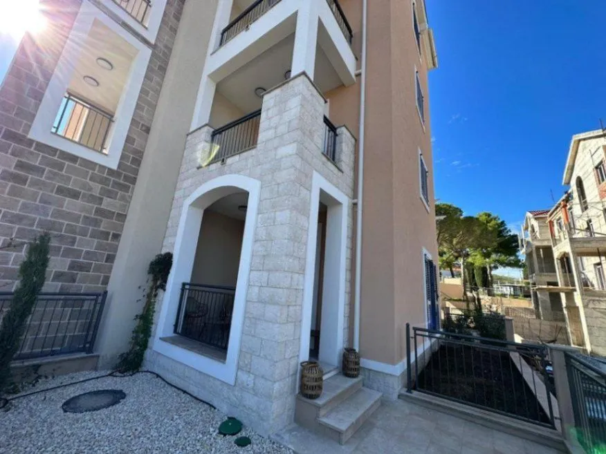 Prodaja, jednosoban stan, 40m², Luštica Bay, Tivat