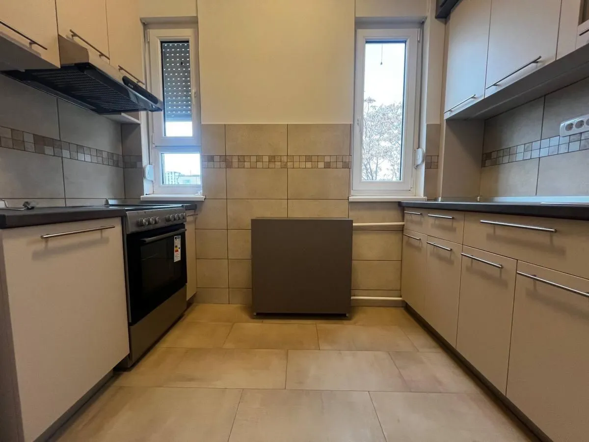 Rent, office space, 80m², Stari grad, Novi Sad