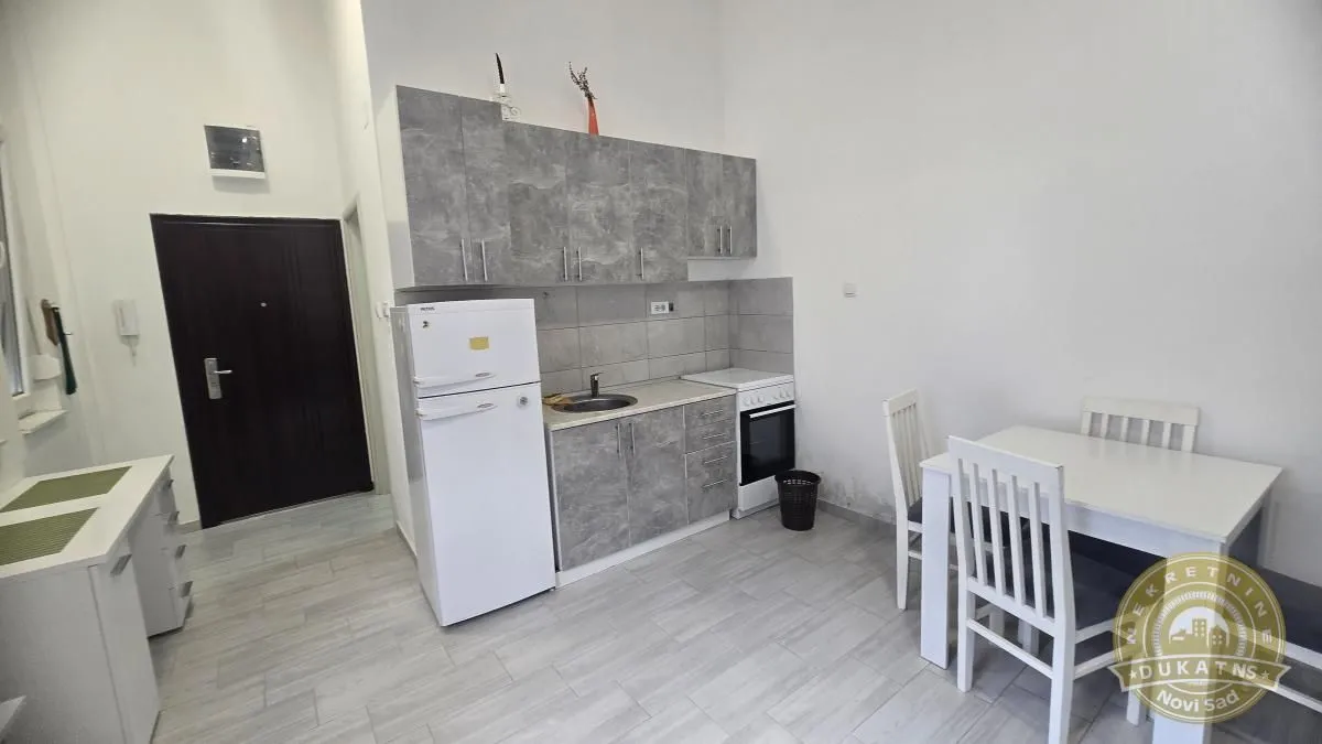 Izdavanje, garsonjera, 22m², Detelinara, Novi Sad Sve Podlokacije