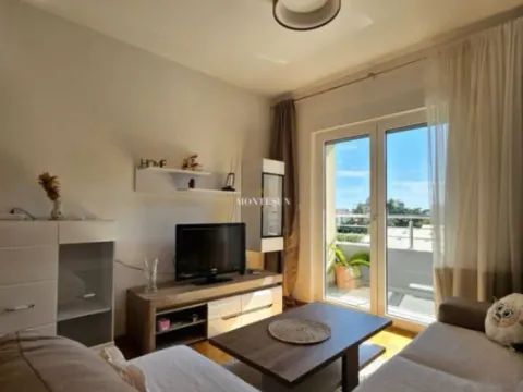 Izdavanje, jednosoban stan, 46m², Budva, Crna Gora