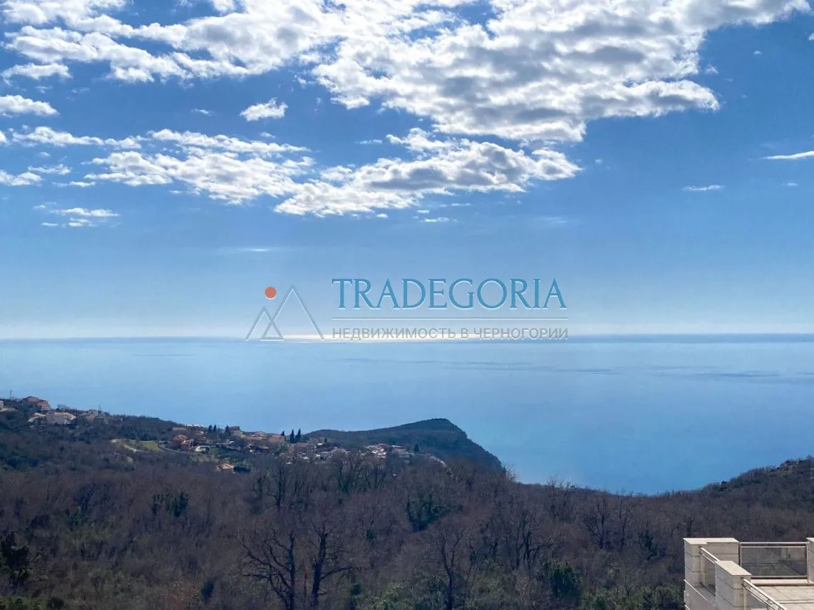 Prodaja, trosoban stan, 200m², Reževići, Budva