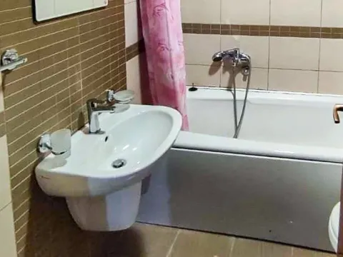 Izdavanje, jednosoban stan, 53m², City Kvart, Podgorica - image 5