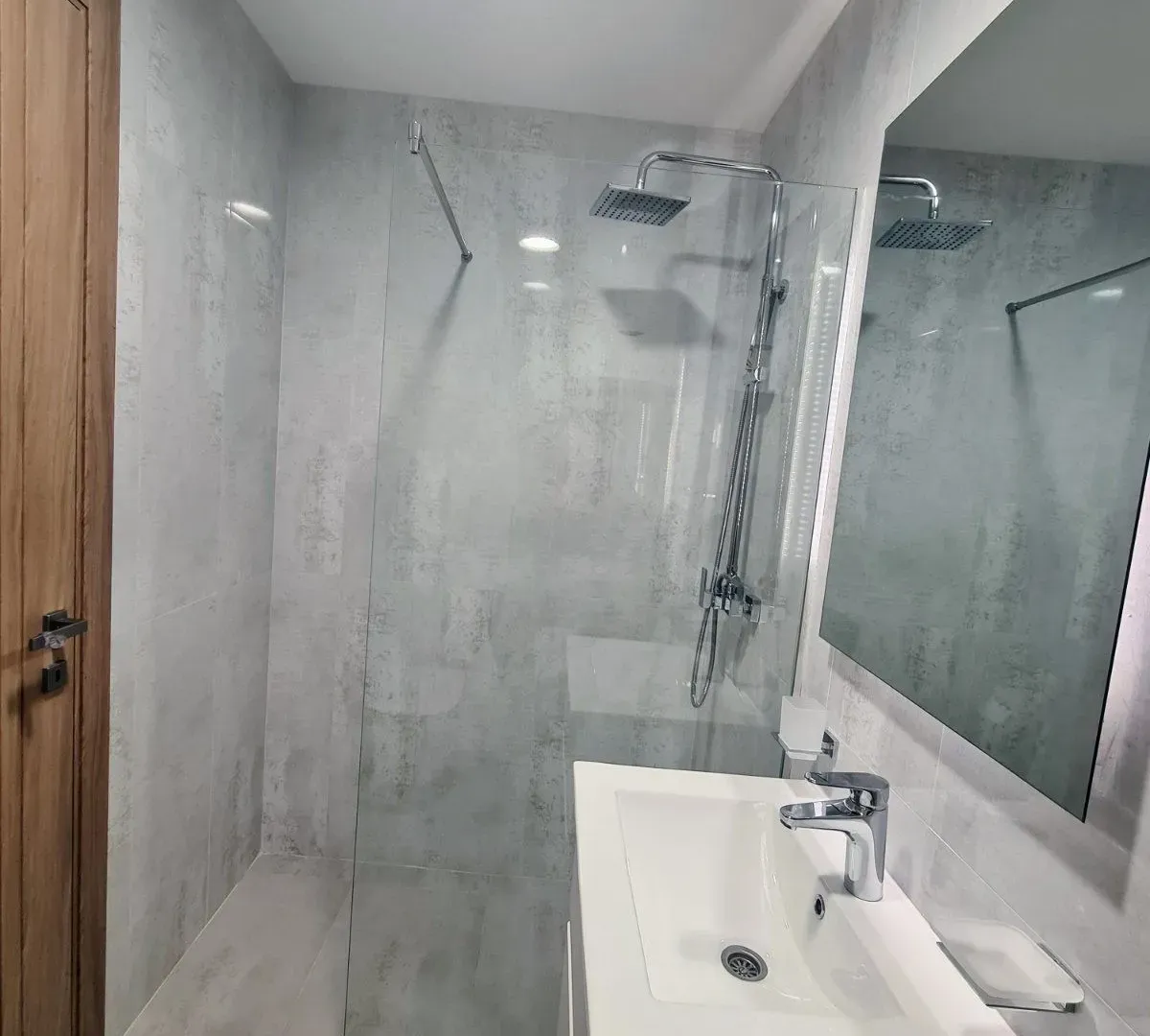 Izdavanje, jednosoban stan, 50m², Master Kvart, Podgorica