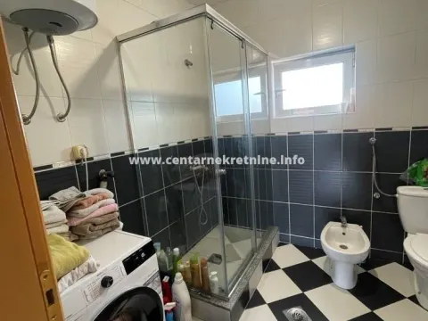 Prodaja, kuća, 280m², Podgorica, Crna Gora - image 4