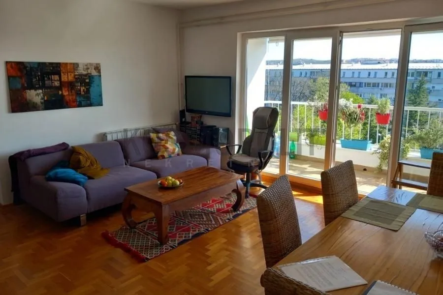 Prodaja, četvorosoban stan, 93m², Zvezdara Sve Podlokacije, Beograd