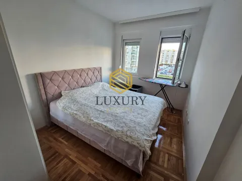 Rent, two bedroom apartment, 65m², Stari Aerodrom, Podgorica - image 11