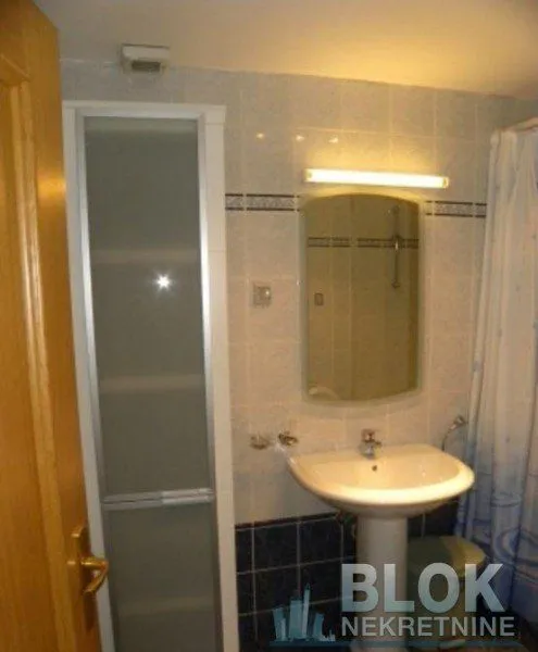 Rent, two bedroom apartment, 75m², Blok 6, Podgorica