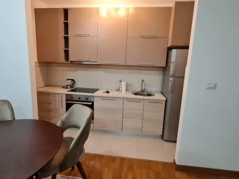 Izdavanje, dvosoban stan, 68m², City Kvart, Podgorica - image 1