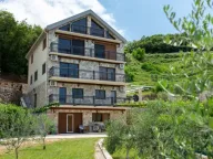 Izdavanje, kuća, 300m², Radanovići, Kotor - image 3