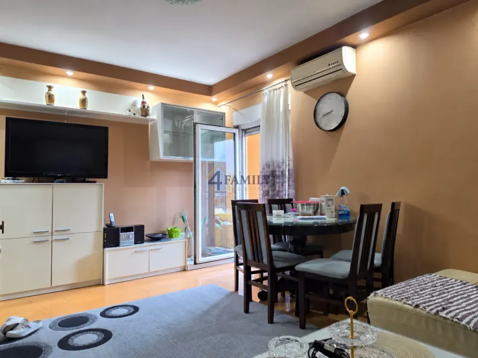 Prodaja, dvosoban stan, 59m², Vidikovački venac, Rakovica