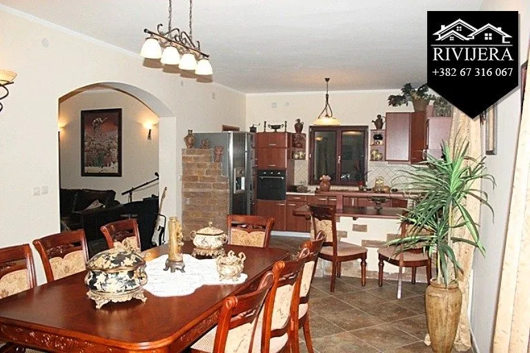 Sale, house, 450m², Kavač, Kotor